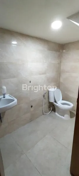 image 1 UNIT RUMAH BARU 4 LANTAI DI MUARA KARANG (6)