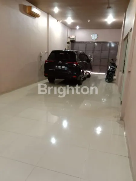 image PERUMAHAN SETIA JADI TOWN HOUSE 3 TINGKAT KONDISI FULL FURNISHED MEDAN TIMUR (6)