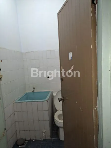 image RUMAH SIAP HUNI KOMPLEKS MAWAR PANAKKUKANG MAKASSAR (7)