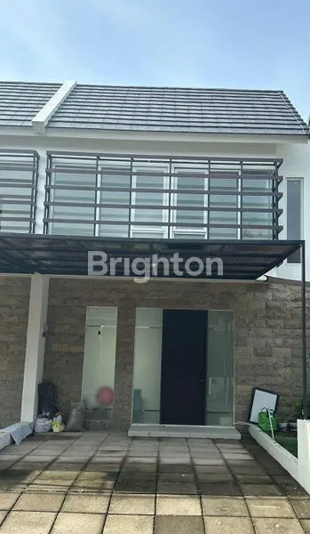 image RUMAH DI PERUM MUTIARA CITY, BANJARBENDO, SIDOARJO (1)