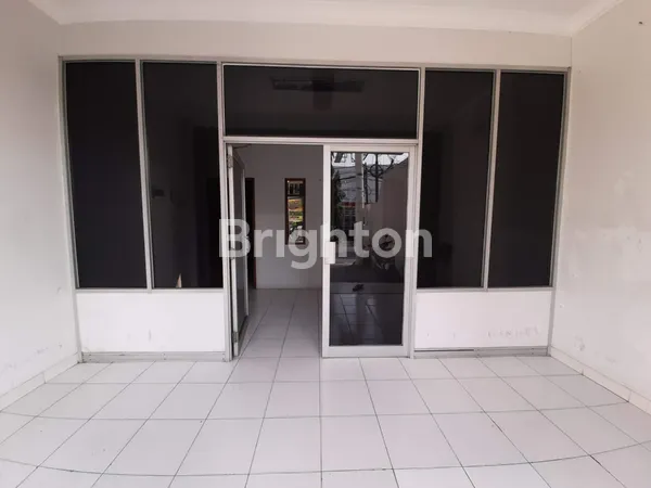 image RUKO KOMERSIL 3 1/2 LT STRATEGIS DI TAMAN RATU GREEN VILLE JAKARTA BARAT (4)