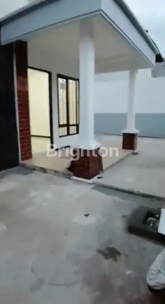 image RUMAH BARU DIRENOVASI, SIAP HUNI, JALAN UTAMA LEMBAH HARAPAN, SURABAYA BARAT (2)