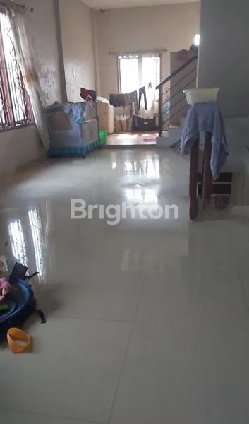 image RUKO GANDENG DI DALAM KOMPLEK GRAHA SUNGGAL - MEDAN (5)