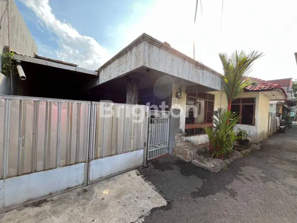 image RUMAH DI KAWASAN JALAN HAJI GEMON PONDOK KELAPA KECAMATAN DUREN SAWIT JAKARTA TIMUR  (8)