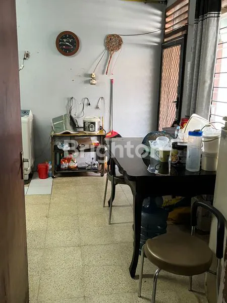 image RUMAH DI KAWASAN JALAN HAJI GEMON PONDOK KELAPA KECAMATAN DUREN SAWIT JAKARTA TIMUR  (4)