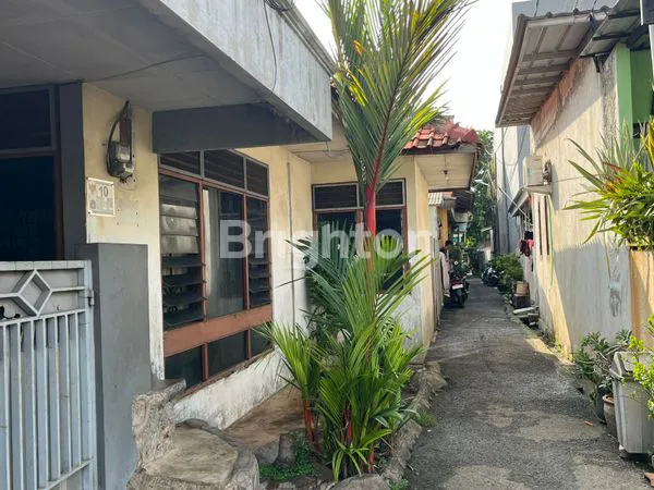 image RUMAH DI KAWASAN JALAN HAJI GEMON PONDOK KELAPA KECAMATAN DUREN SAWIT JAKARTA TIMUR  (7)