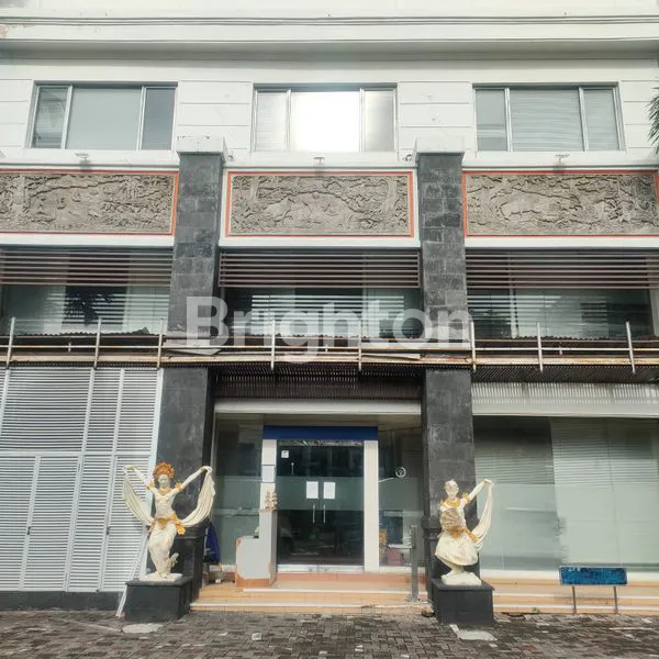 image PERKANTORAN 3 LANTAI DI TEUKU UMAR (1)