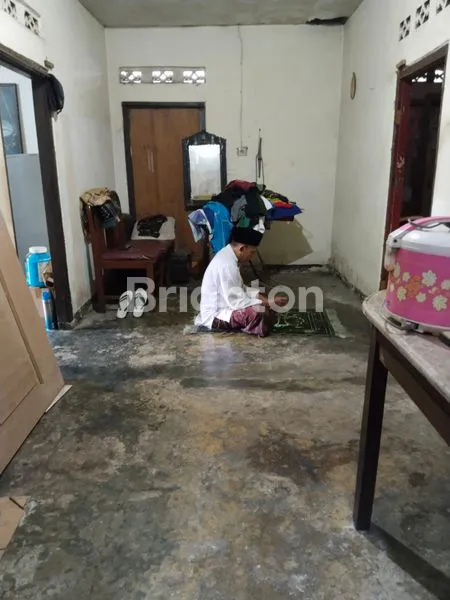 image RUMAH TUA DI DIPINGGIRJALAN RAYA SAKURA. BOGOR CIAPUS (6)