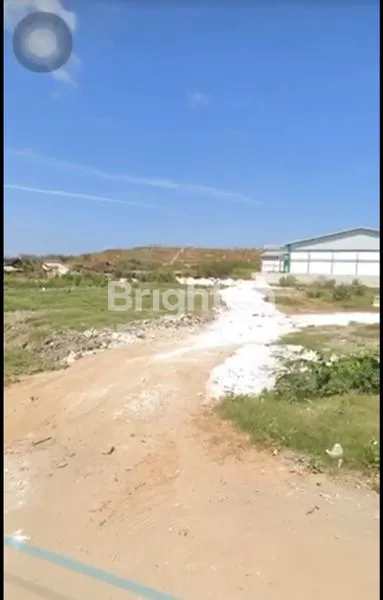 image TANAH LUAS DI JALAN UTAMA PELABUHAN BENOA (1)
