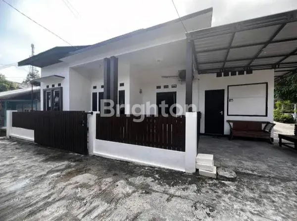 image RUMAH HOOK DEKAT PASAR TRADISIONAL RAPAK (1)
