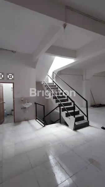 image RUKO LEBAR POROS JALAN MALANG KOTA (3)