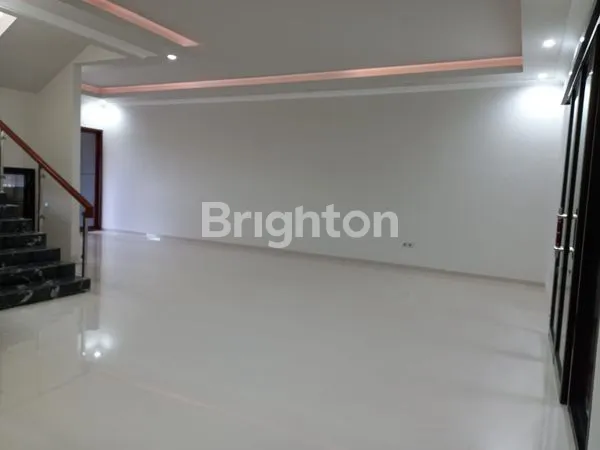 image RUMAH BARU DI DEKAT BINUS ARAYA MALANG (3)