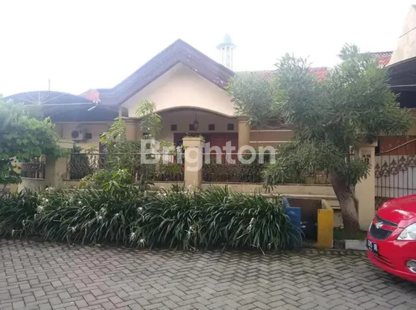 image RUMAH RUNGKUT ASRI TIMUR POSISI HOOK (1)