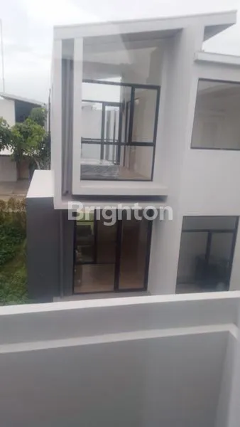 image RUMAH BARU SIAP HUNI CENDANA GARD'N LIPPO KARAWACI TANGERANG (1)