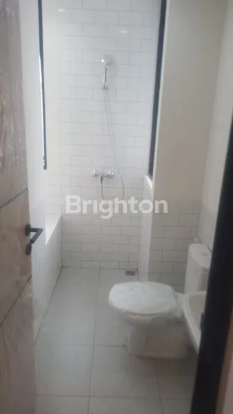 image RUMAH BARU SIAP HUNI CENDANA GARD'N LIPPO KARAWACI TANGERANG (2)