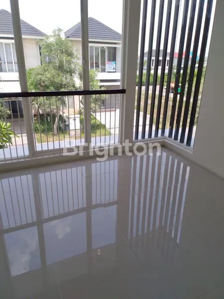 image RUMAH BARU PELICAN HILL CITRALAND SURABAYA BARAT (2)