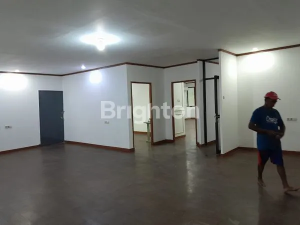 image RUKO LANTAI 3 DI LOKASI STRATEGIS CIDENG JAKARTA PUSAT (7)