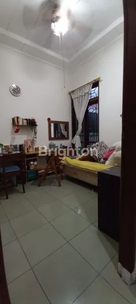 image RUMAH HALAMAN LUAS RAPI TERAWAT DEKAT SEKOLAH INTERNATIONAL SALATIGA (7)