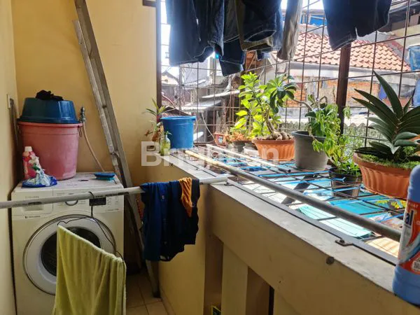 image RUMAH SIAP HUNI 2 LANTAI KARTINI (1)