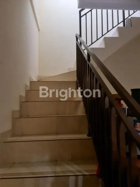 image RUMAH SIAP HUNI 2 LANTAI KARTINI (5)