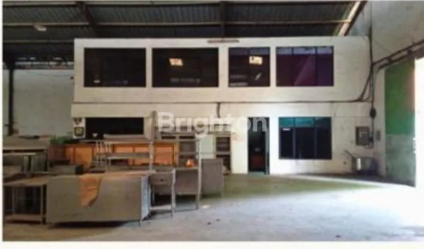 image DISEWAKAN GUDANG LUAS DEKAT DAAN MOGOT MASUK KONTAINER (4)