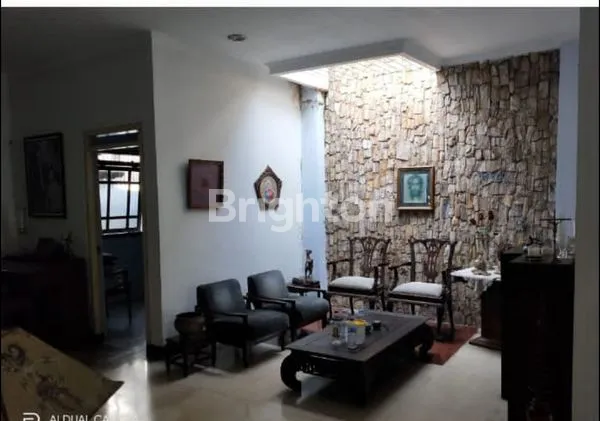 image RUMAH MEWAH MURAH DI GAJAHMUNGKUR, DEKAT KAMPUS STIKUBANK (5)