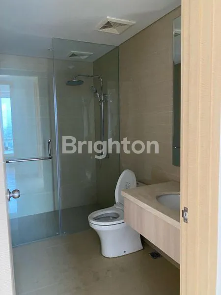 image APARTEMENT ONE EAST RESIDENCE SEMI FURNISHED PRIVATE LIFT, SURABAYA (5)