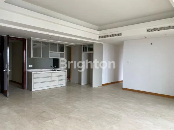 image APARTEMENT ONE EAST RESIDENCE SEMI FURNISHED PRIVATE LIFT, SURABAYA (8)