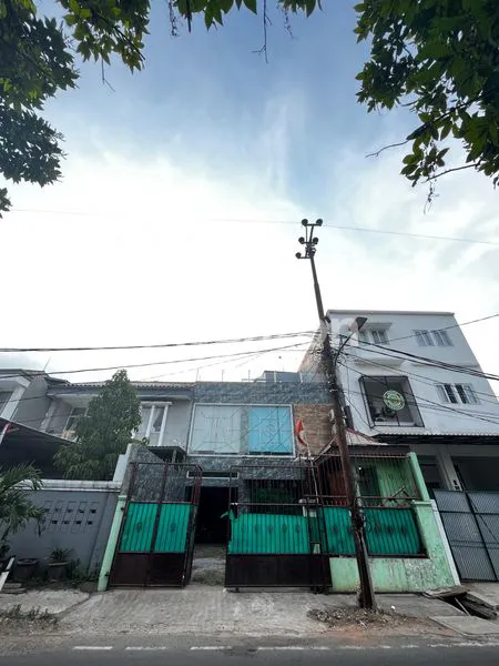 image RUMAH KOMERSIL EX KANTOR BAGUS SRENGSENG JAKARTA BARAT (1)