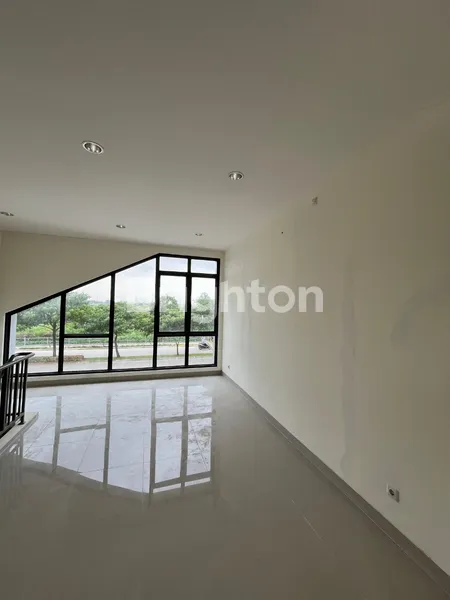 image RUKO 2 LANTAI SIAP HUNI DI BEKASI UTARA (7)