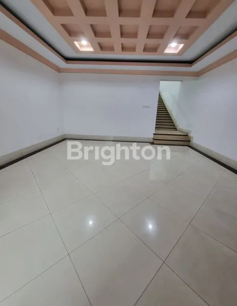 image RUMAH SEWA 2.5 LANTAI GUNTUR SETIABUDI JAKARTA SELATAN (2)