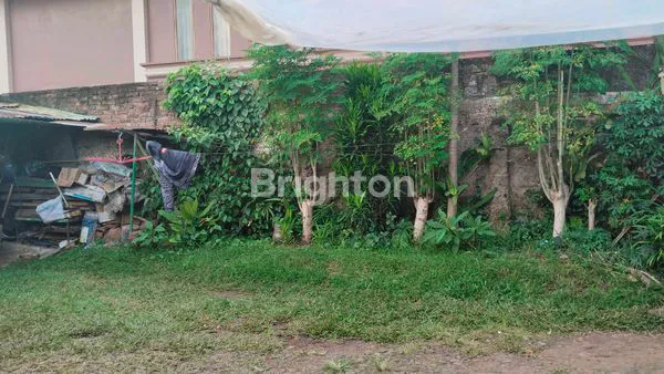 image RUMAH LUAS CANTIK DAN NYAMAN (5)