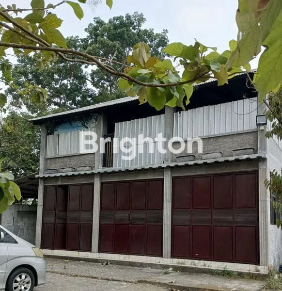 image TANAH BONUS BANGUNAN RUKO+RUMAH+KOLAM RENANG+GARASI COCOK UNTUK WATERBOOM ATAU RUANG USAHA LAIN AREA JOMBANG JAWA TIMUR (3)