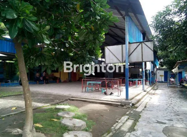 image TANAH BONUS BANGUNAN RUKO+RUMAH+KOLAM RENANG+GARASI COCOK UNTUK WATERBOOM ATAU RUANG USAHA LAIN AREA JOMBANG JAWA TIMUR (2)