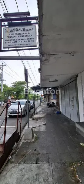 image YOS SUDARSO SIAP PAKAI RUKO 2 LANTAI (2)