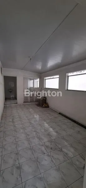 image YOS SUDARSO SIAP PAKAI RUKO 2 LANTAI (8)