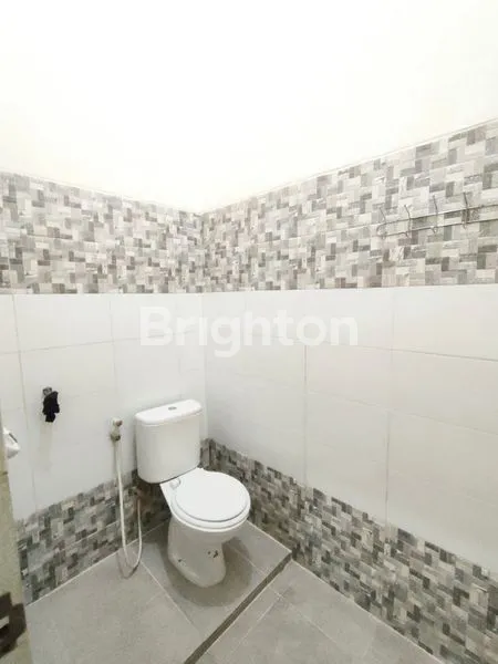 image RUMAH JL.PERDATA , CEMARA - LEBAR 7 METER ,LOKASI STRATEGIS ROW JALAN 2 MOBIL (JALAN ASPAL BETON)SIAP HUNI (7)