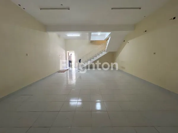 image RUKO BARU 2 LANTAI STRATEGIS KOTA SOLO DEKAT MANAHAN (2)