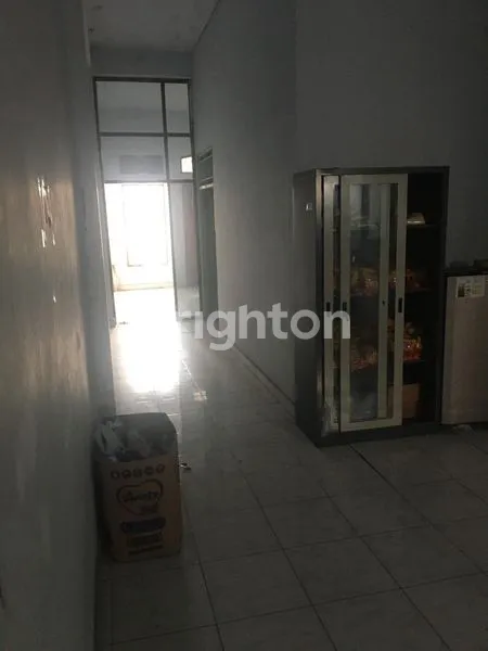 image RUKO 2 LANTAI GANDENG 2 DI TRADE AREA SIMPANG TIGA (6)