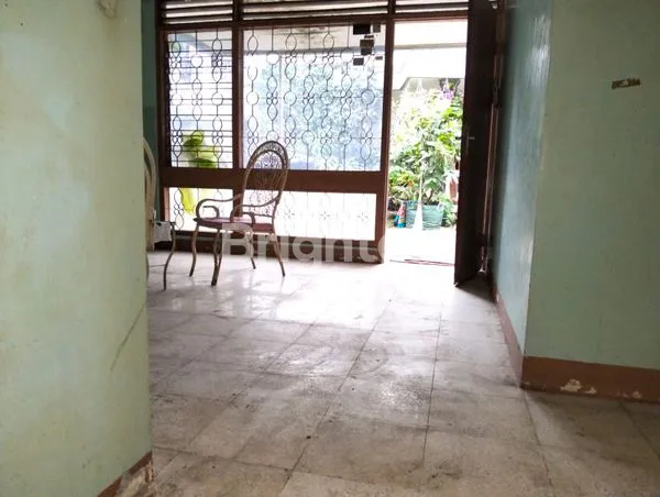 image DIJUAL RUMAH TUA MURAH HITUNG TANAH AJA (2)
