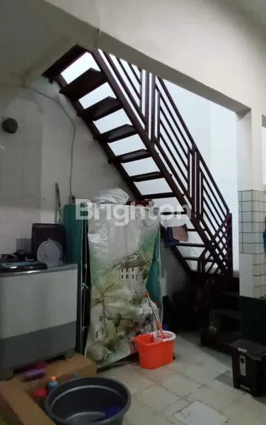 image RUMAH SECOND STRATEGIS SBY TIMUR WISMA PENJARINGAN SARI DEKAT MEDOKAN NIRWANA MERR KEDUNG BARUK UPN RUNGKUT GUNUNGANYAR TOL TAMBAK SUMUR (5)