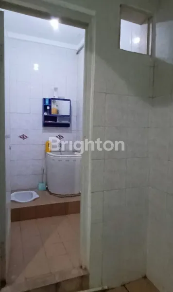 image RUMAH SECOND STRATEGIS SBY TIMUR WISMA PENJARINGAN SARI DEKAT MEDOKAN NIRWANA MERR KEDUNG BARUK UPN RUNGKUT GUNUNGANYAR TOL TAMBAK SUMUR (6)