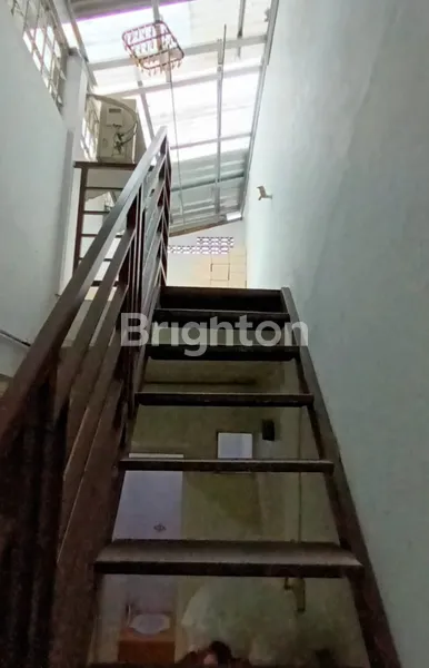 image RUMAH SECOND STRATEGIS SBY TIMUR WISMA PENJARINGAN SARI DEKAT MEDOKAN NIRWANA MERR KEDUNG BARUK UPN RUNGKUT GUNUNGANYAR TOL TAMBAK SUMUR (7)