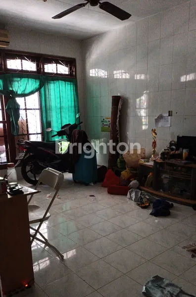 image RUMAH SECOND STRATEGIS SBY TIMUR WISMA PENJARINGAN SARI DEKAT MEDOKAN NIRWANA MERR KEDUNG BARUK UPN RUNGKUT GUNUNGANYAR TOL TAMBAK SUMUR (8)