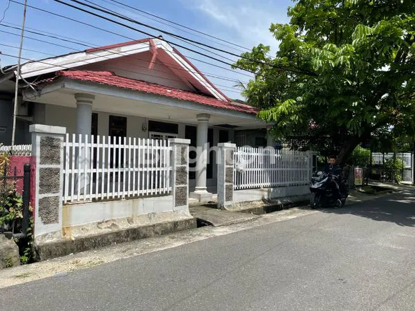 image TANAH STRATEGIS PLUS 3 UNIT RUMAH DI SUKAJADI DEKAT SKA MALL (8)