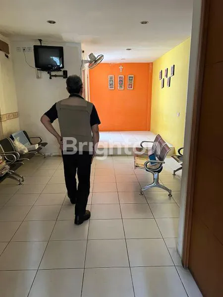 image RUKO STRATEGIS EX APOTEK DAN PRAKTEK DOKTER LOKASI DENPASAR (6)