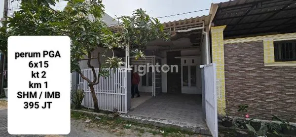 RUMAH PONGGAGAN GRESIK