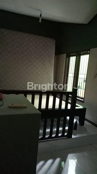 image RUMAH MODERN 2 LANTAI SIAP HUNI KAWASAN PADANG SAMBIAN (8)