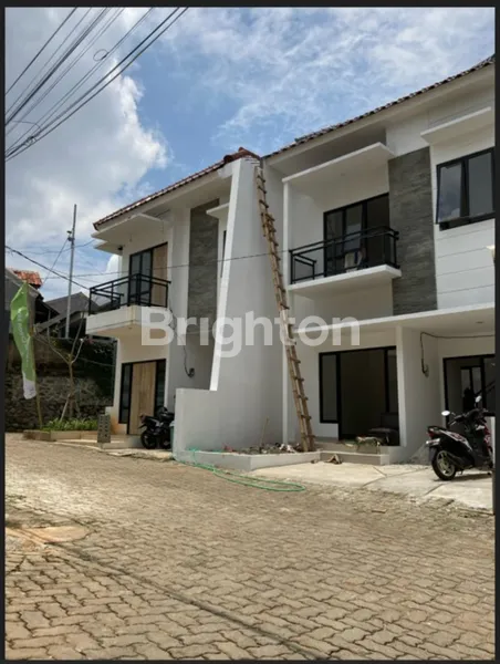 image RUMAH 2 LANTAI DEKAT LRT CIRACAS, SHM, 3 KT (3)