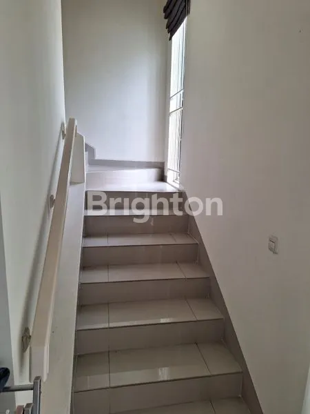 image RUMAH SEMI FURNISHED SUVARNA SUTERA CLUSTER DELPHINA (2)